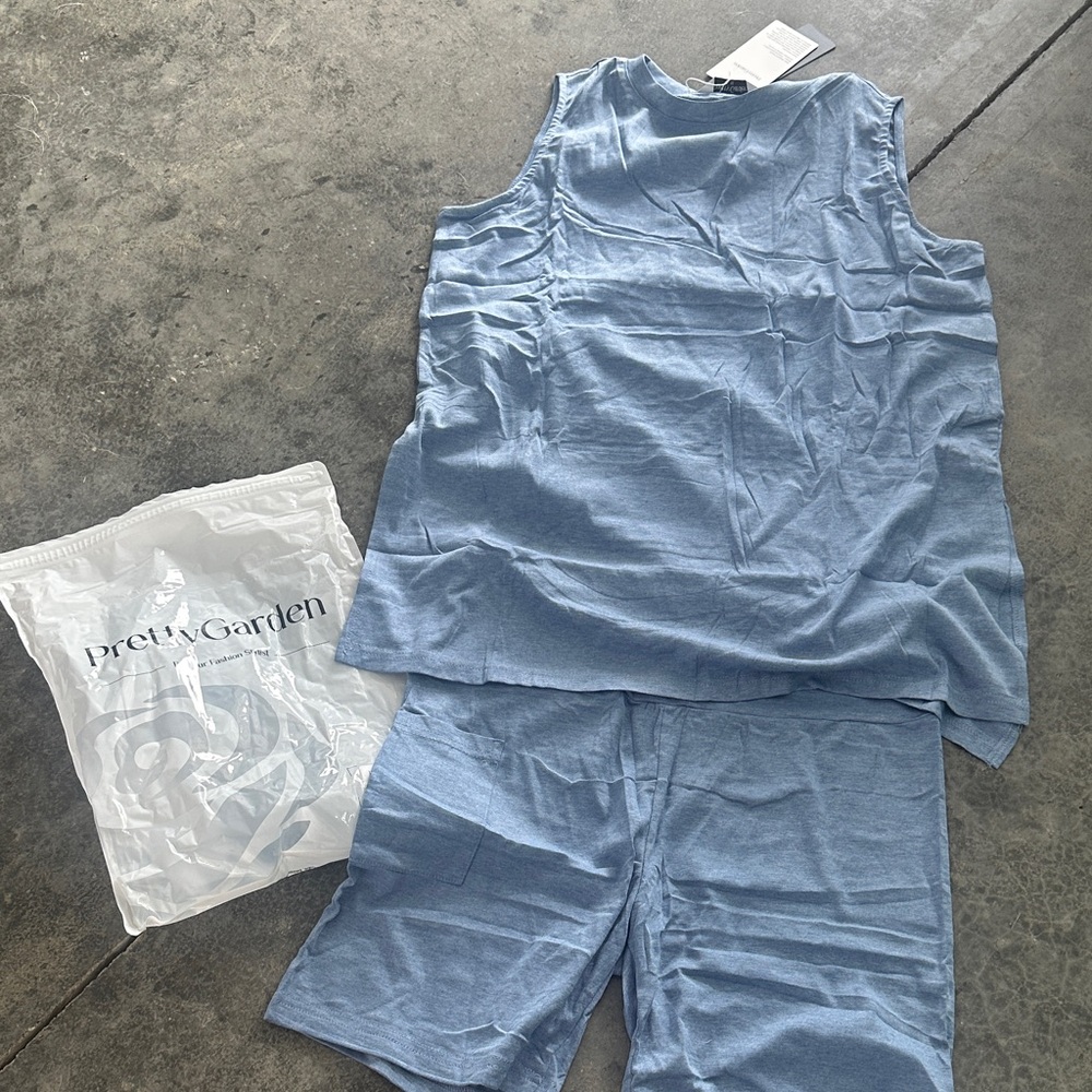 Pretty Garden Light Blue Sleeveless Top & Shorts Set